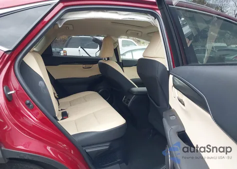 2021 Lexus Nx 300 z USA, uszkodzony, nr VIN JTJDARDZ5M5028006